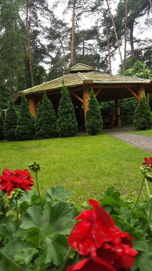 Hotel Graf Łask Exterior foto